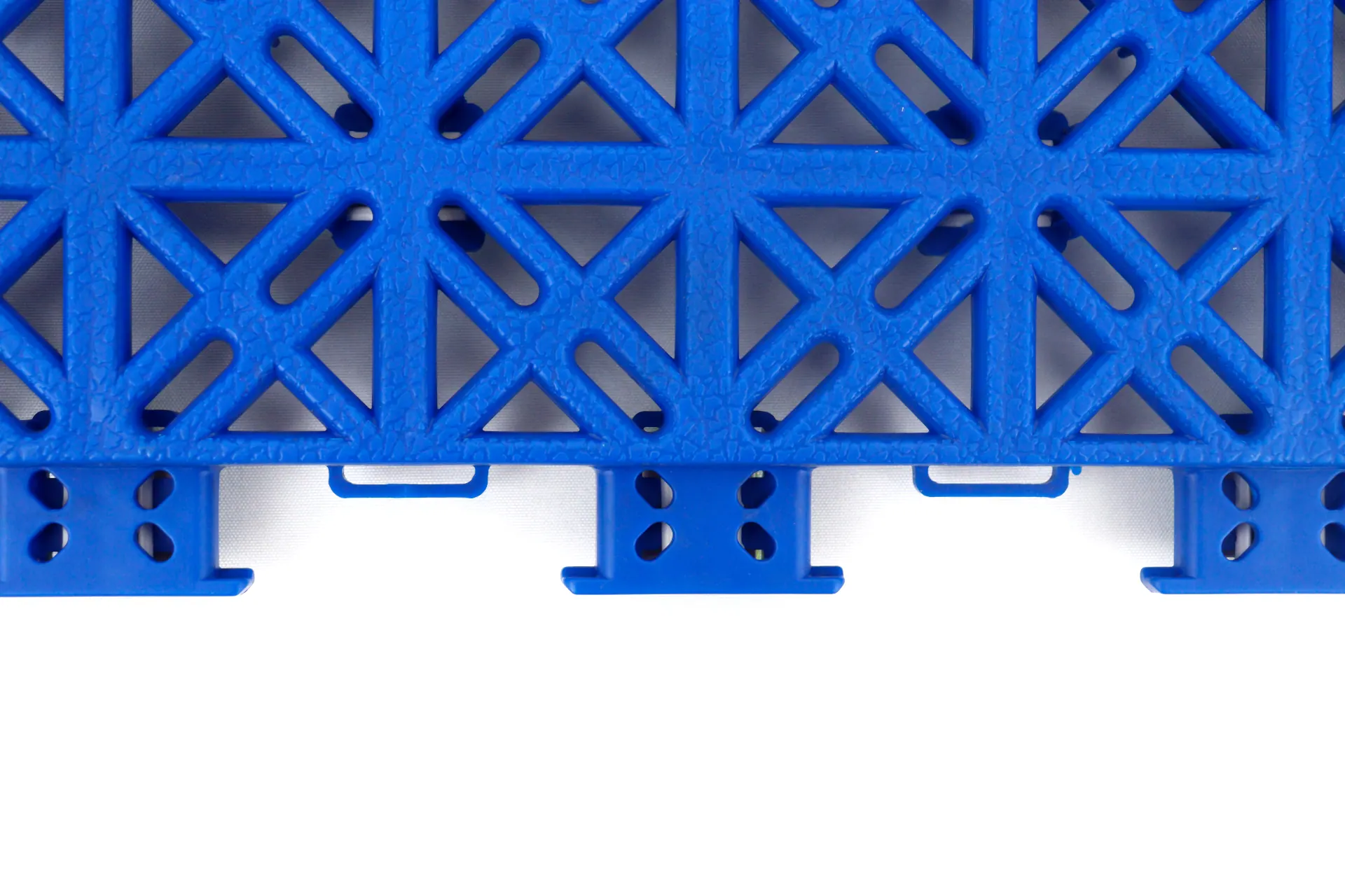 Cushioned Flex Pro edge profile and locking tabs